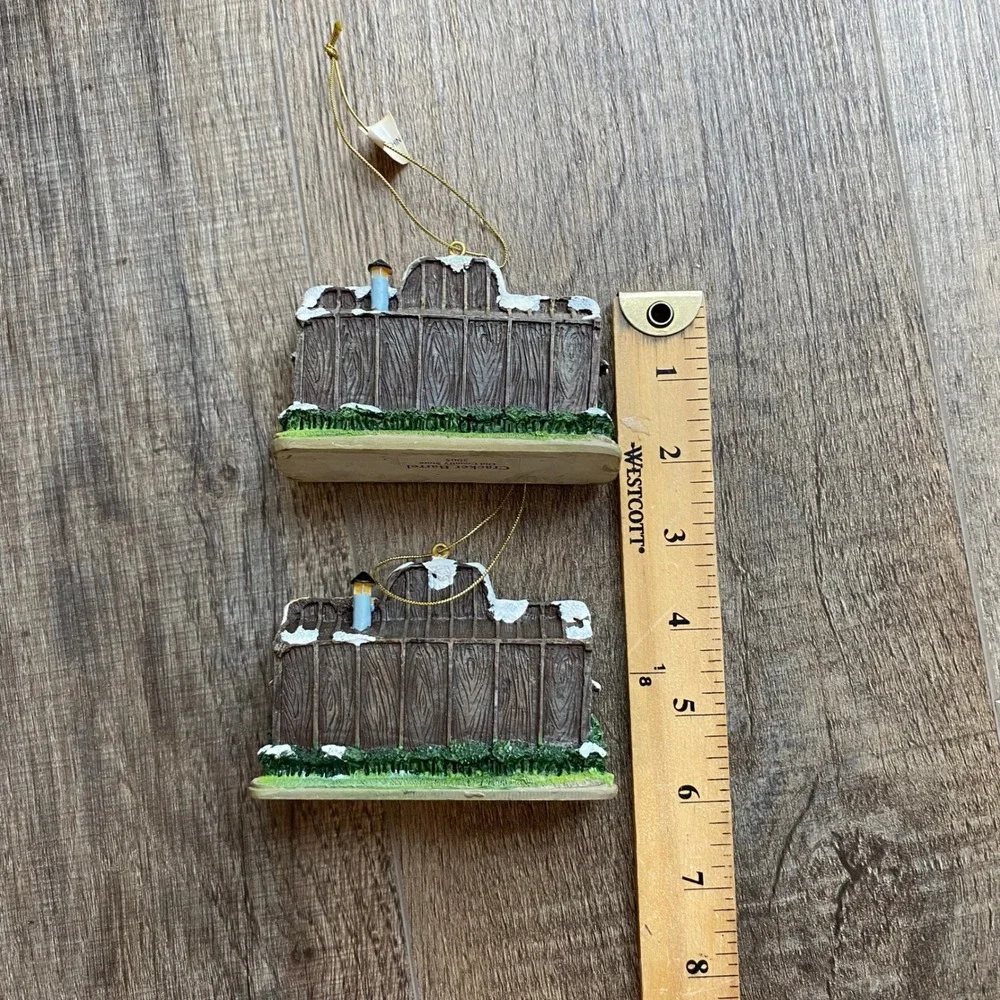 Cracker Barrel Old Country Store Christmas Ornament Set of 2 Storefront 2005